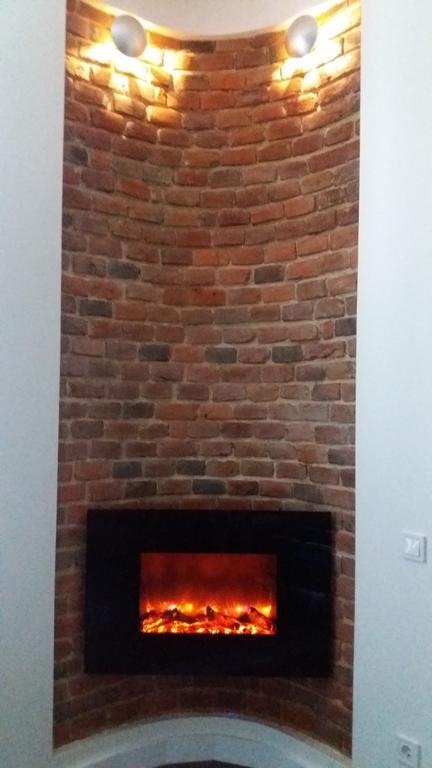 Apartment With Fireplace Lviv Exterior photo
